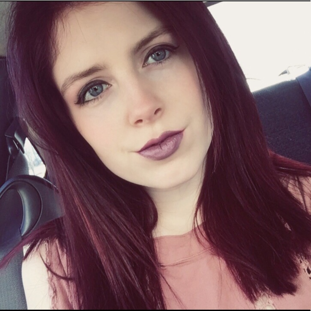 Meet your Posher, Noelle